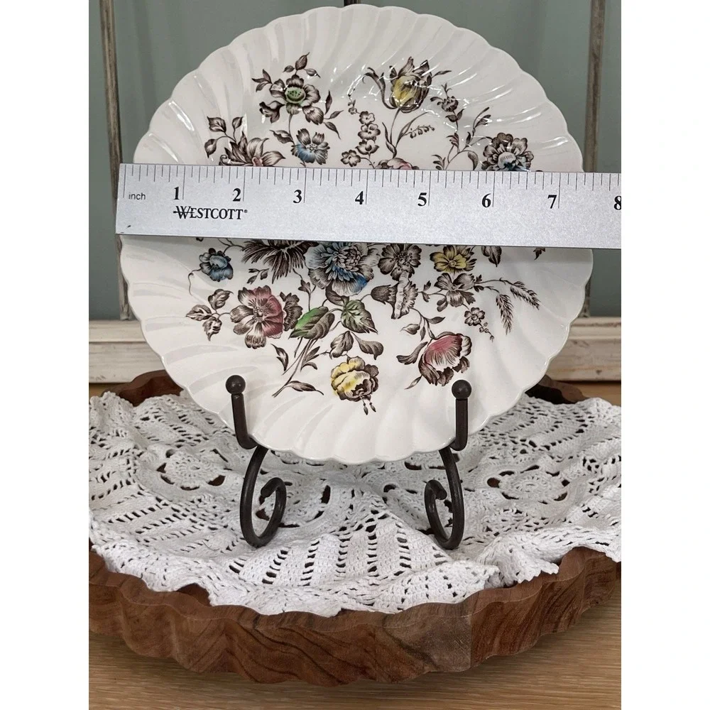 Vintage Johnson Brothers Staffordshire Bouquet 6 Piece Setting England IRONSTONE